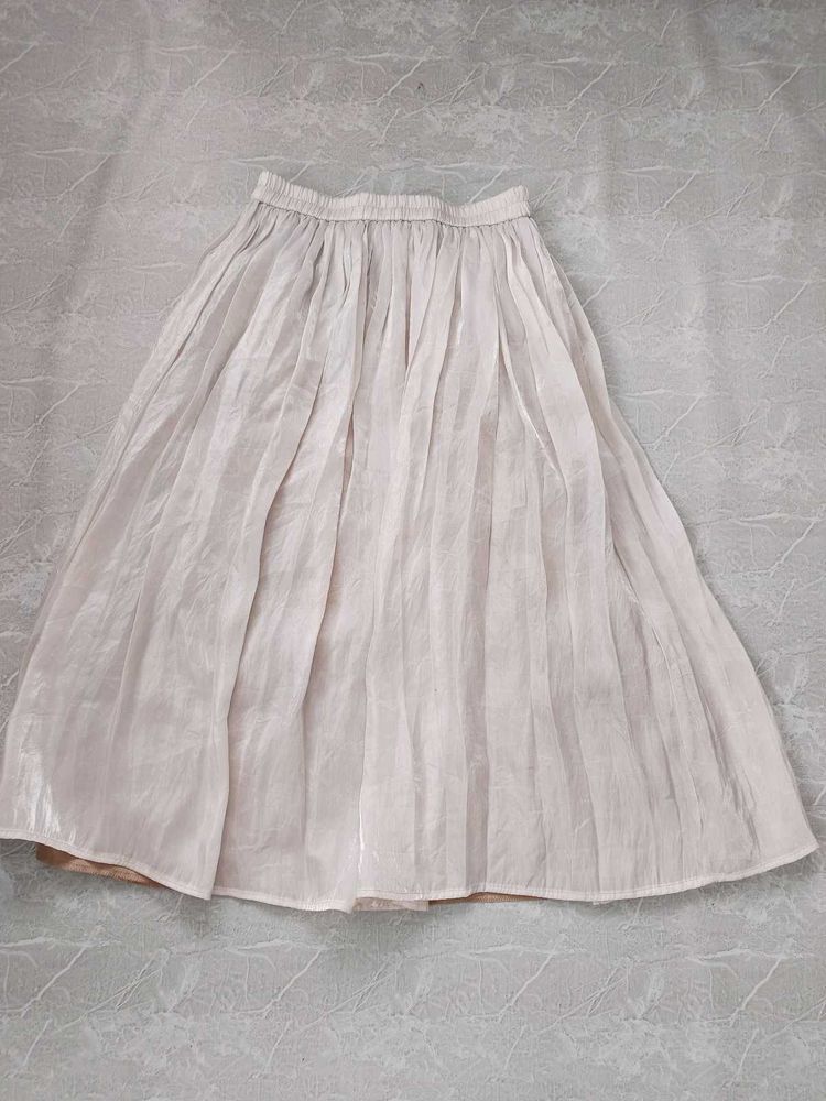 Pleated Midi Skirt in Beige
