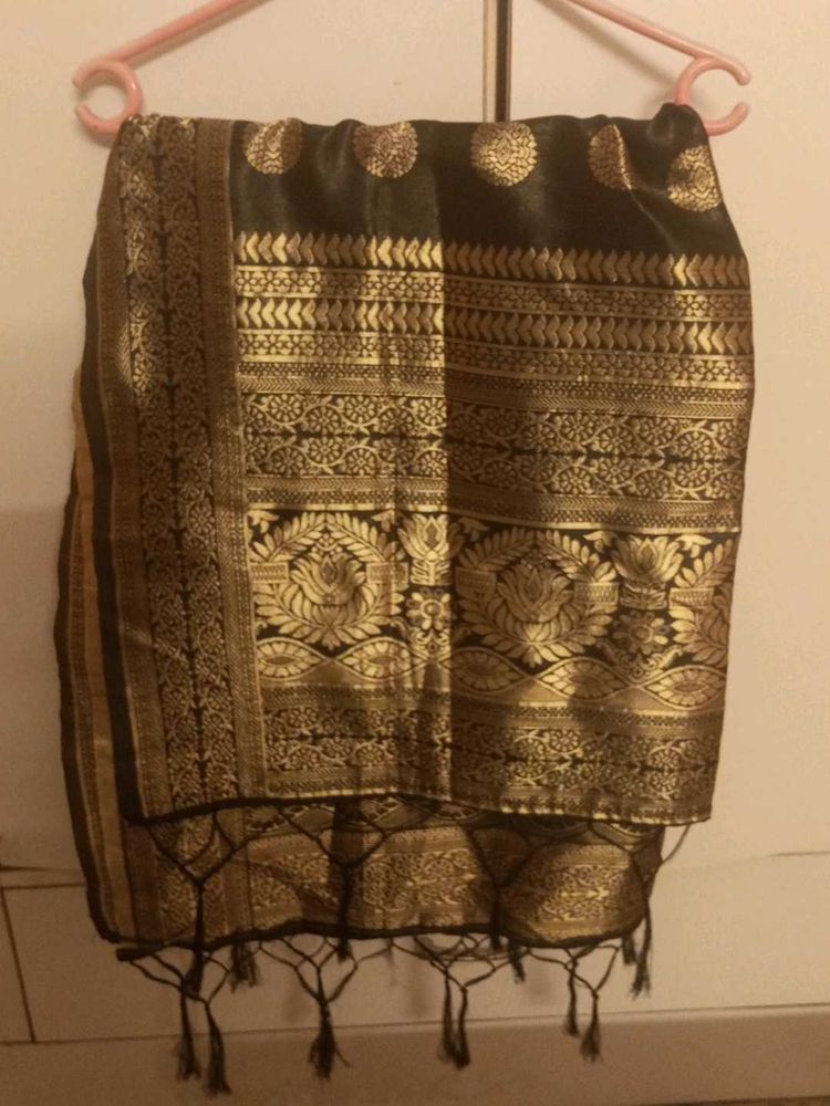 Elegant Black &amp; Gold Silk dupatta fabric