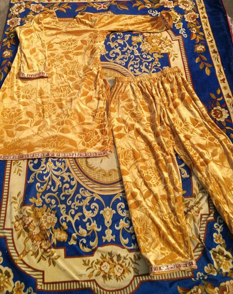 New Year Offer ✨Velvet Suit