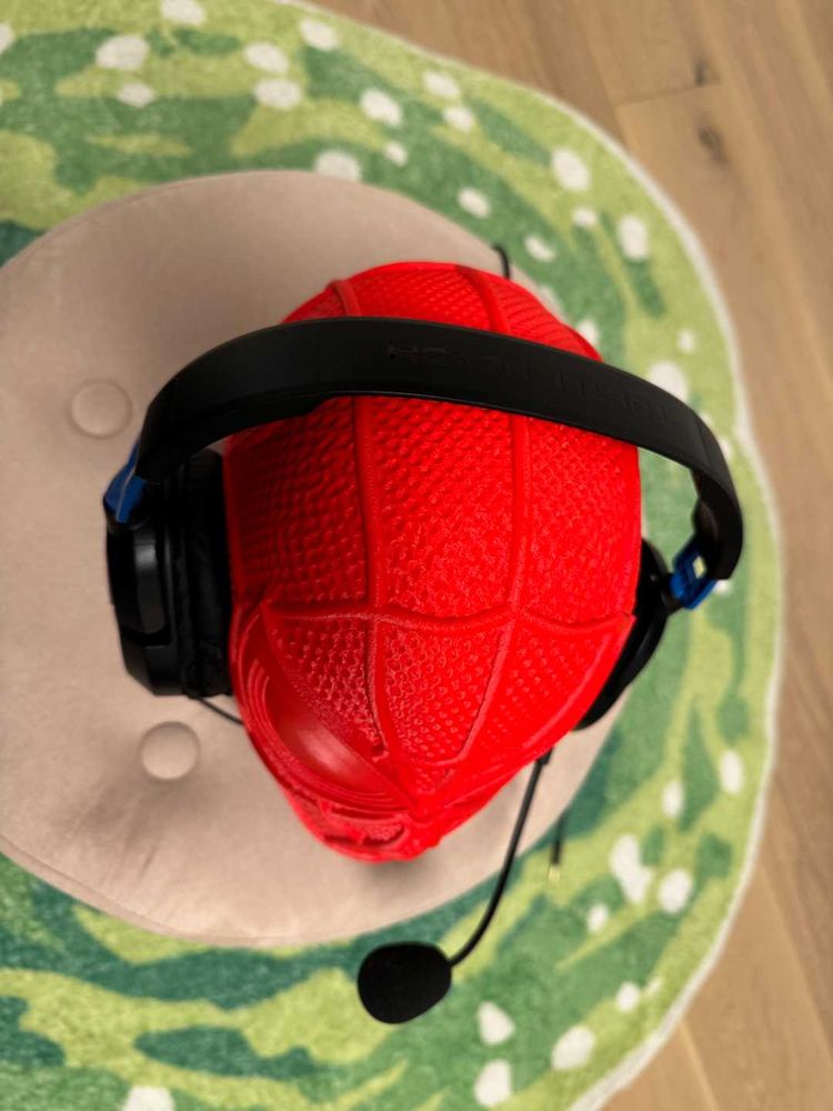 Spiderman Ball 3d printed for headphone