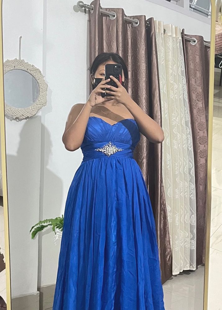 Stunning Royal Blue Evening Gown