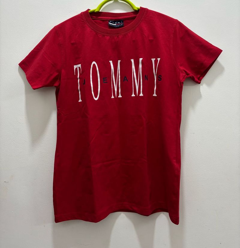 Tommy Hilfiger - Red Tshirt