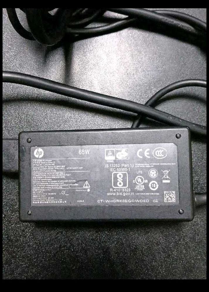 HP NEW AND ORIGINAL LAPTOP CHARGER 65 WATT