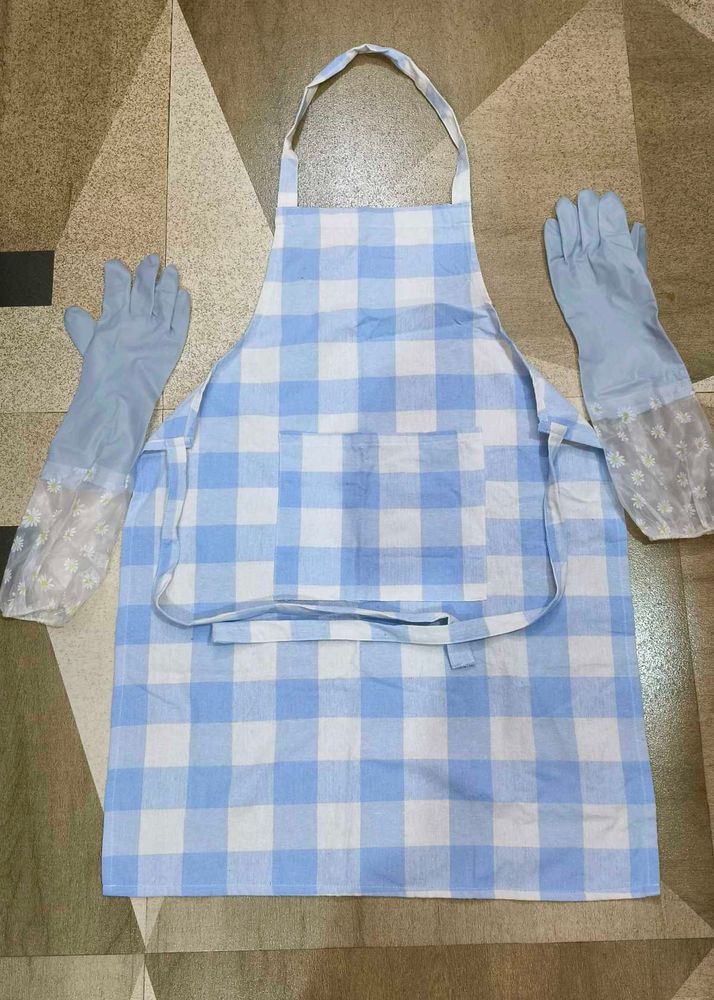 Blue Gingham Apron &amp; Gloves Set