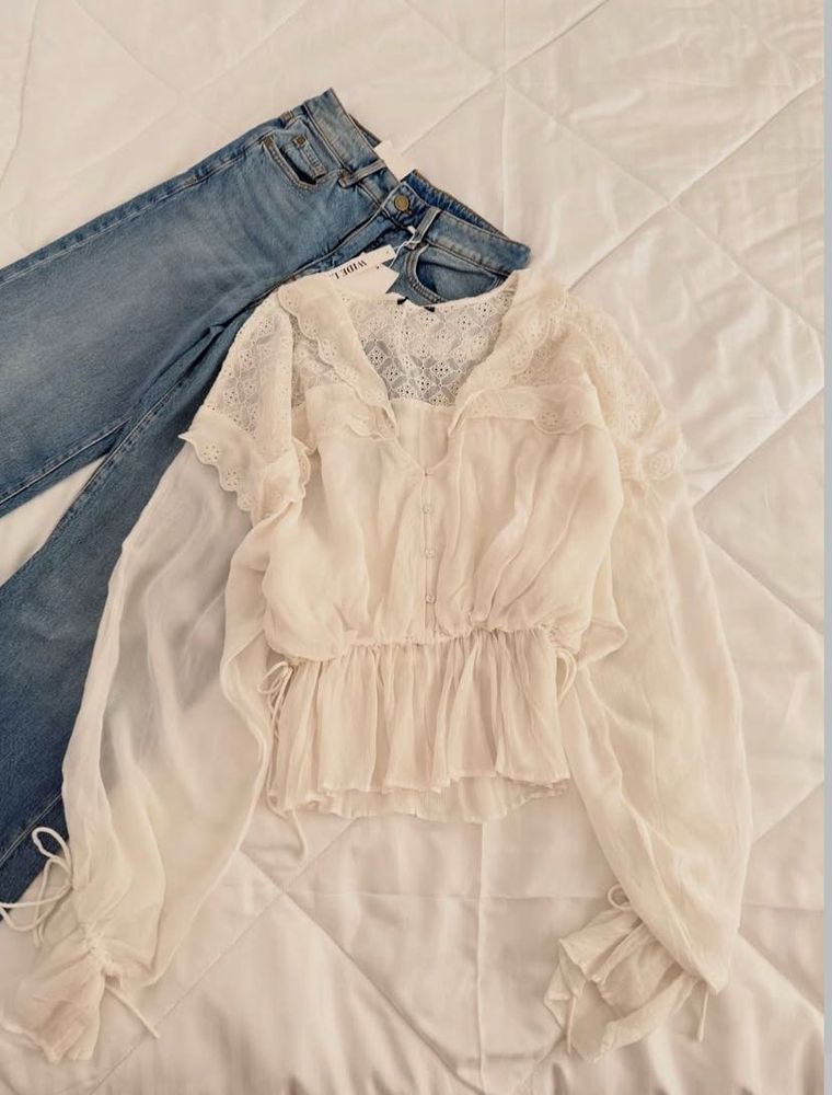 Ruffle sleeves top 😍