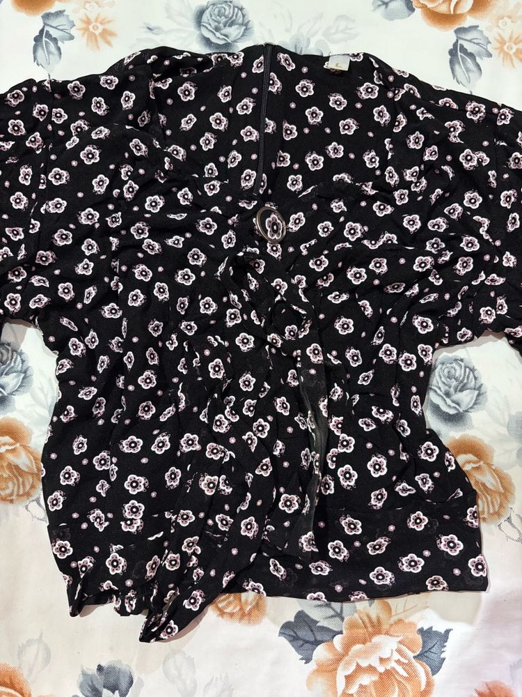 y2k froral top from 2000