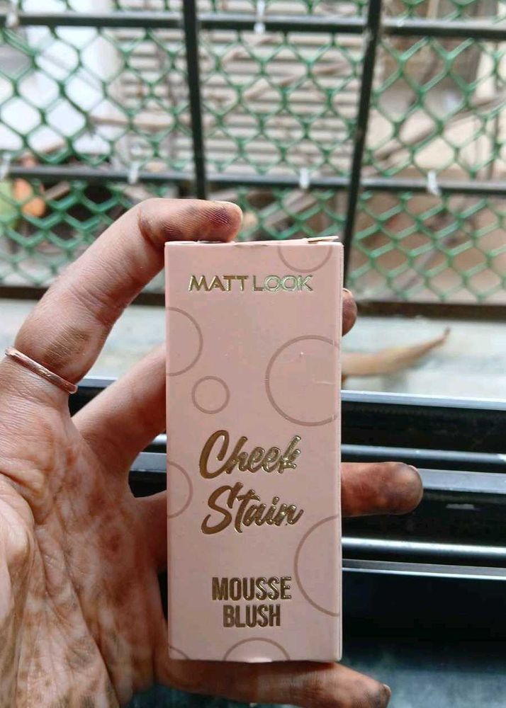 MATT LOOK Cheek Stain - Mousse Blush