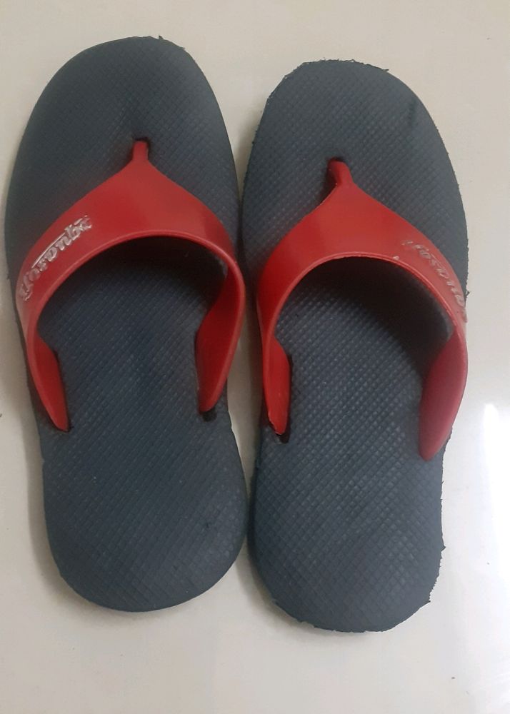 Kids Unused Slipper