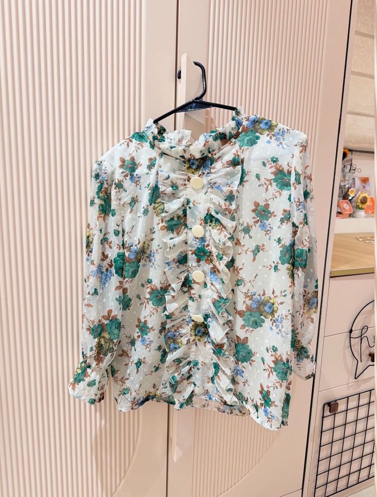 Floral Ruffle Button-Up Blouse