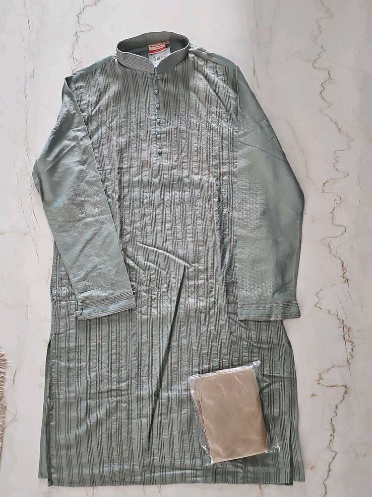 Elegant Men's Kurta Set