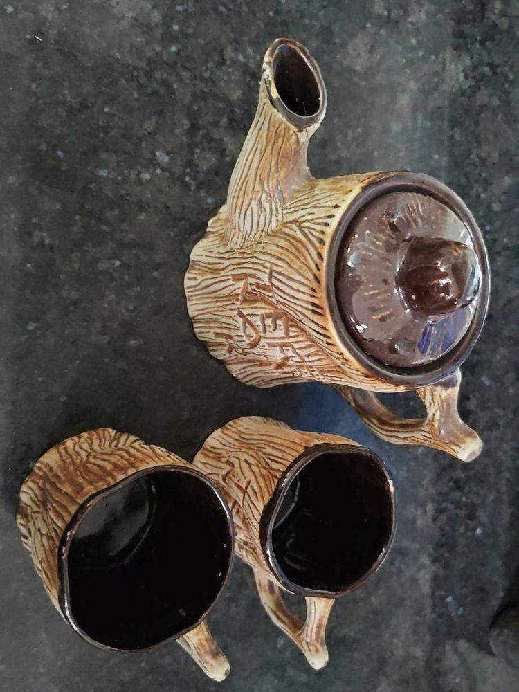 Unique Log-Shaped Teapot and 2 Cups Set