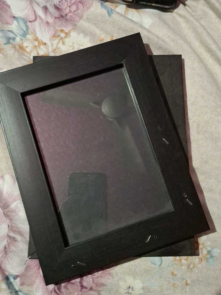 Classic Black Photo Frames Set