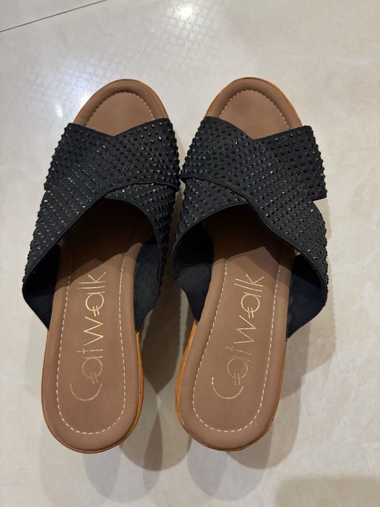 Sparkling Black Wedges Catwalk