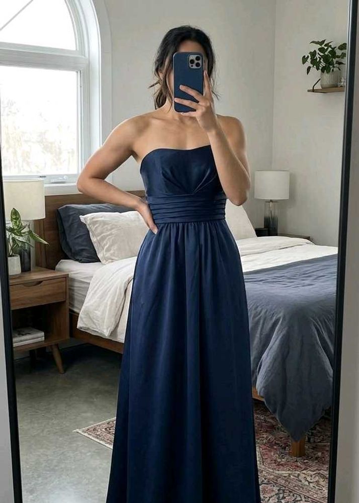 Elegant Navy Blue Strapless Gown