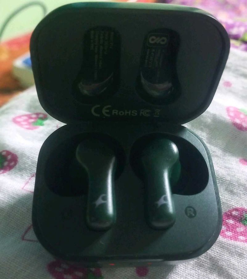 Fastrack Wireless Earbuds