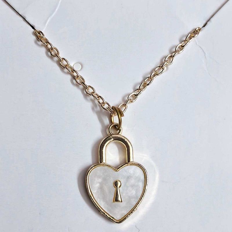 🤍 | Heart Padlock Necklace