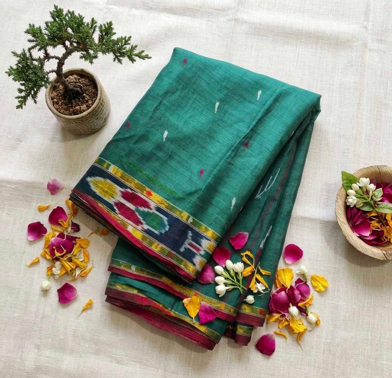Elegant Teal Green Handloom Saree (without blouse)