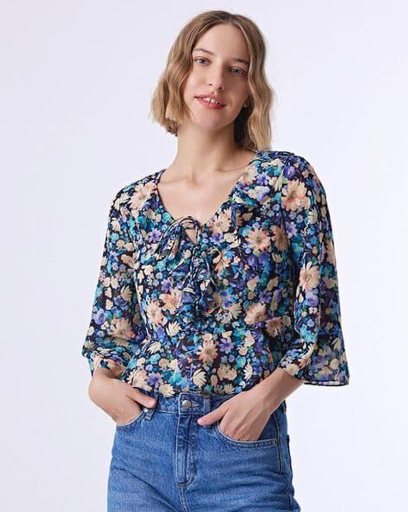 Floral Print Tie-Neck Top