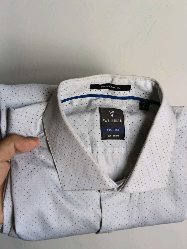 Van Heusen Men's Business Shirt