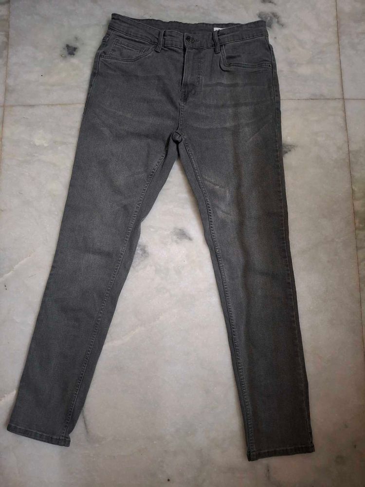 Stylish Gray Denim Jeans