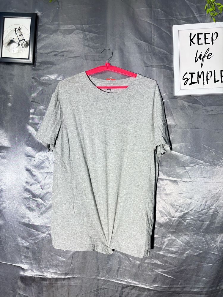 H&amp;M Grey Basic T-Shirt