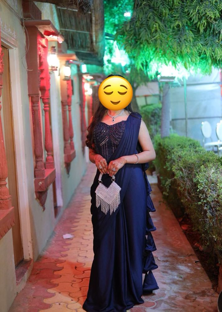 Stunning Corset Blouse &amp; Drape Saree