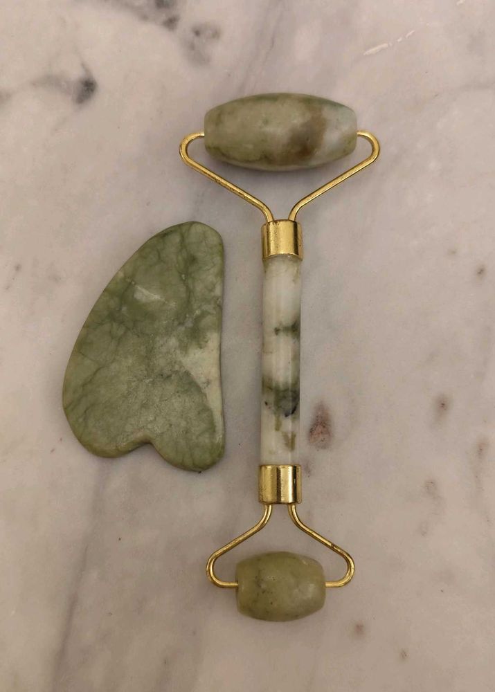 Jade Facial Roller &amp; Gua Sha Set