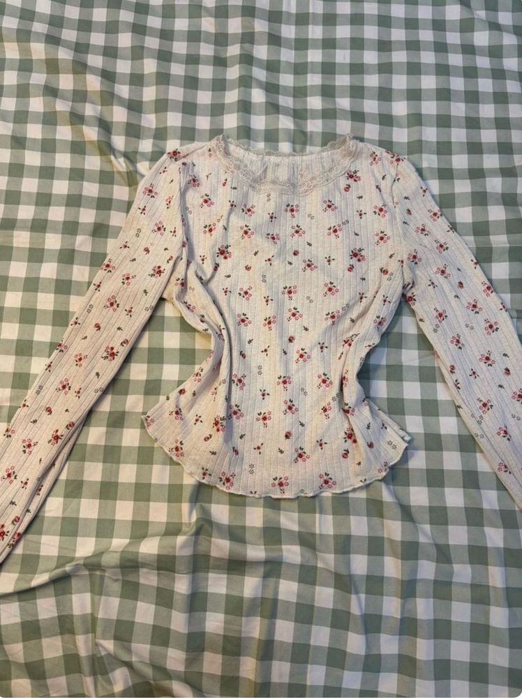 Cute Floral Long Sleeve Top
