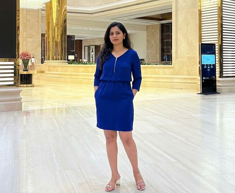 Elegant Royal Blue Zipper Dress