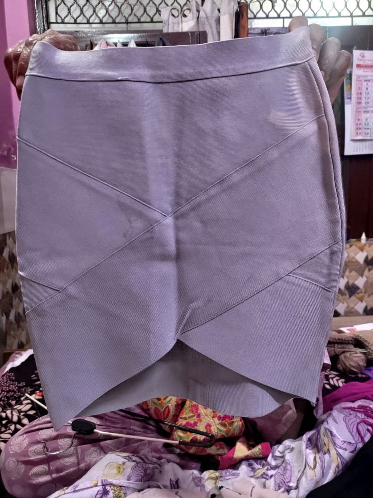 Short Fit Skirt