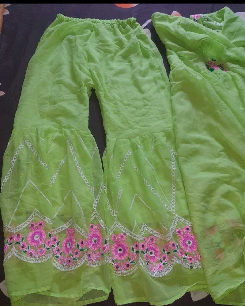 Beautiful Lime Green Kurta Set