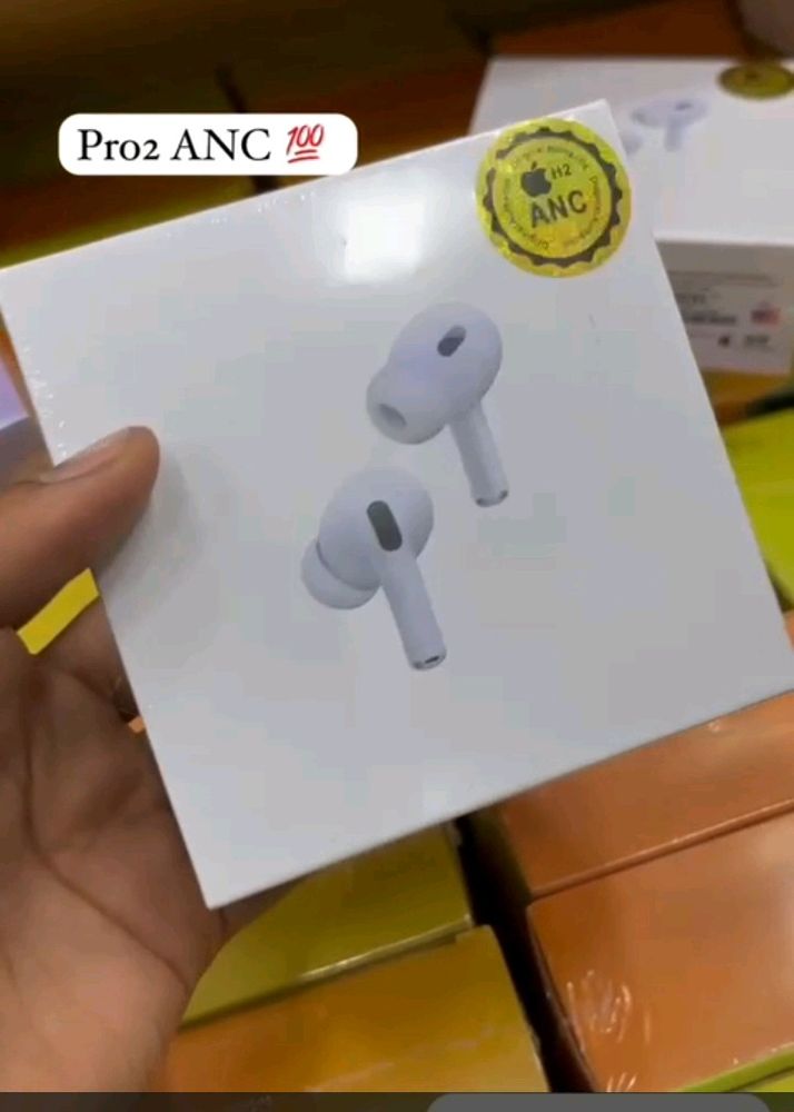Airpods 02 Me Cash