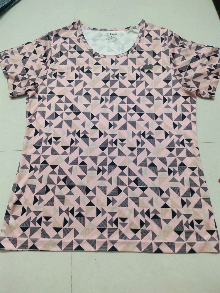 Clovia T-shirt