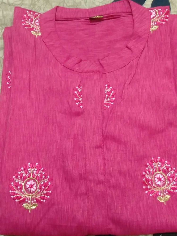 Beautiful Pink Embroidered Kurta