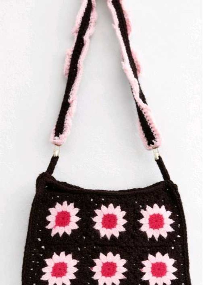 Crochet handbag
