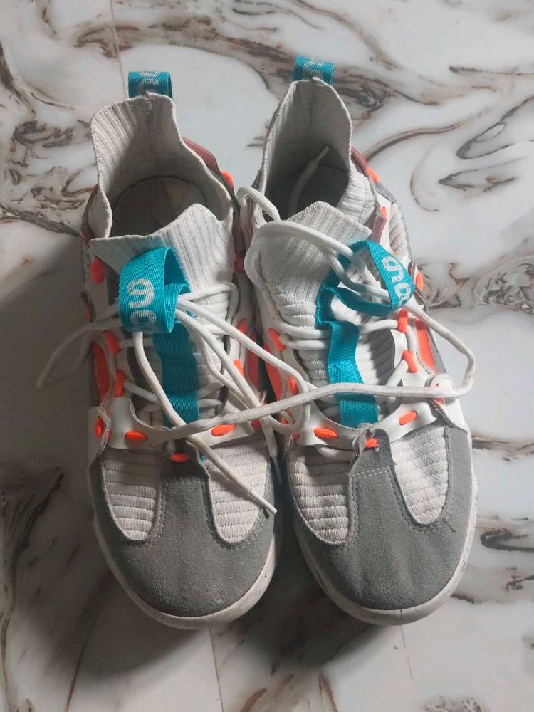 Stylish White &amp; Grey Sneakers