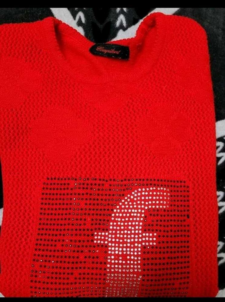 Sparkling Red "F" Graphic T-Shirt