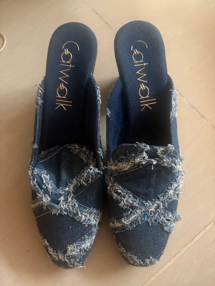 stock clearance catwalk Stylish Denim Mules