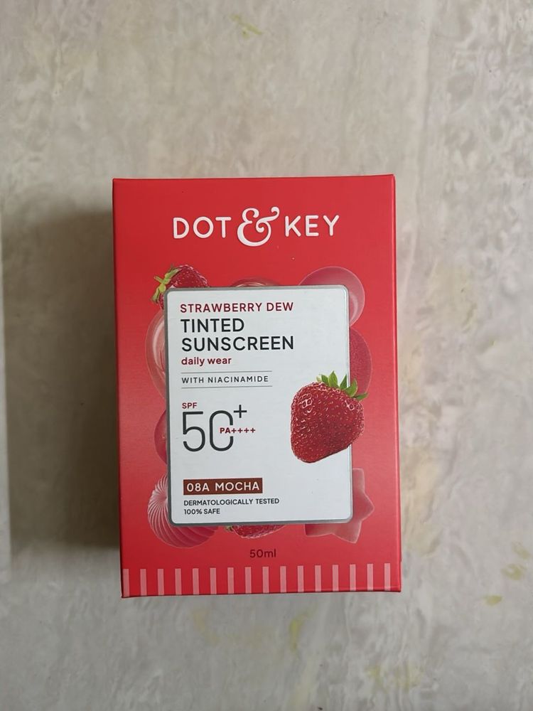 Dot &amp; Key Strawberry Dew Tinted Sunscreen