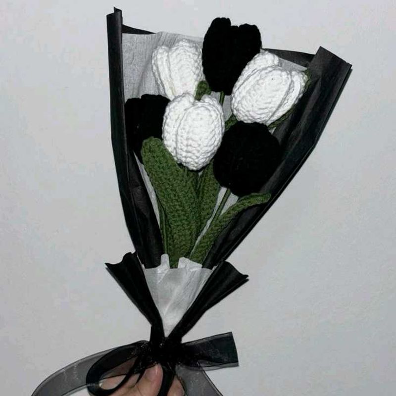 Crochet Tulip Bouquet