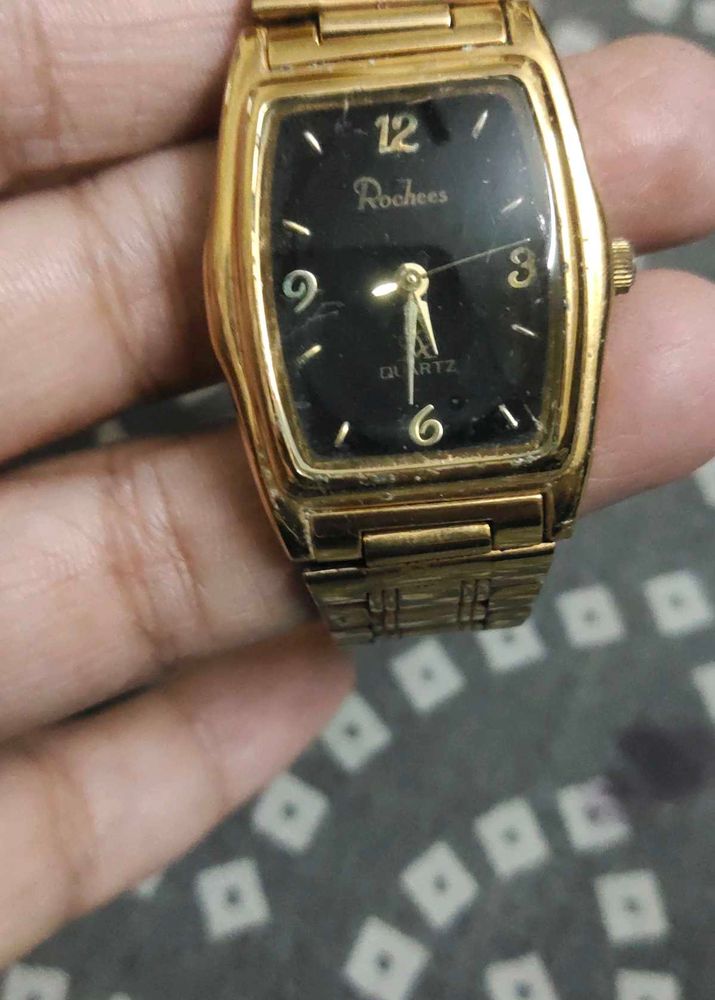 Roches Quartz Watch