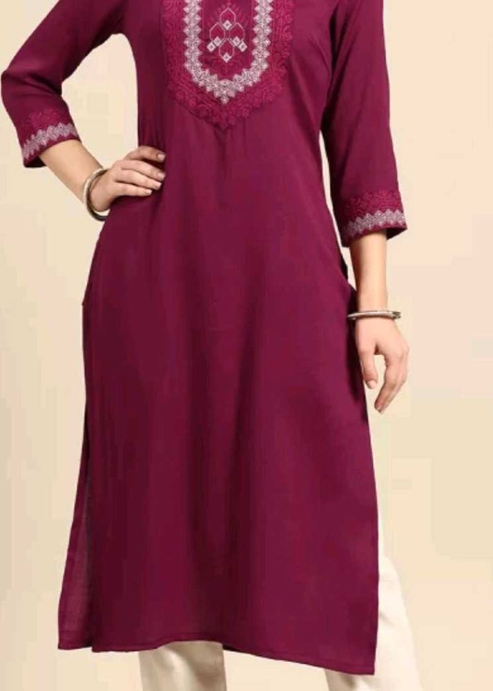 Violet Embroidered Thread Work Kurta