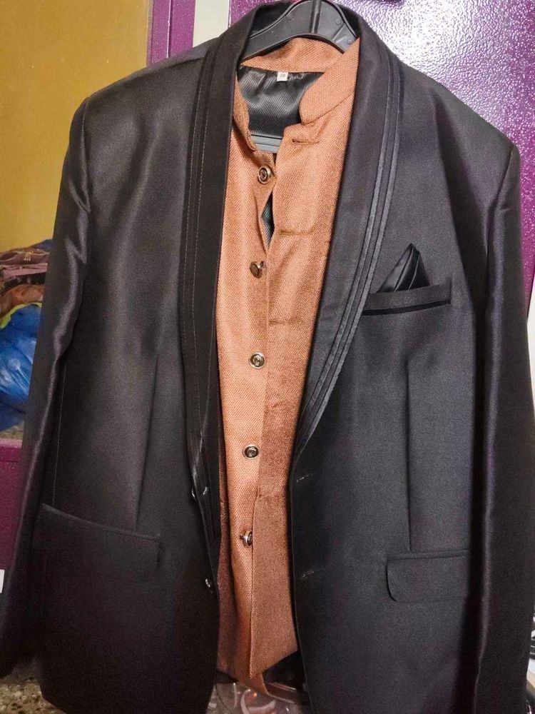 Men's suit