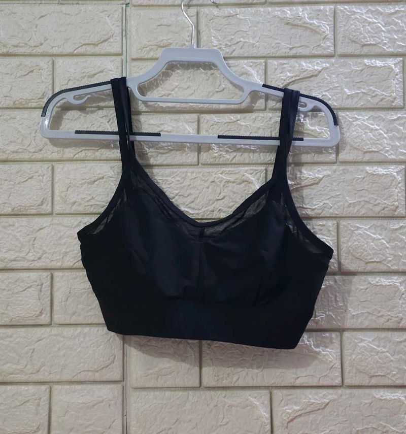 Forever 21 Black Sports Bra, Size M