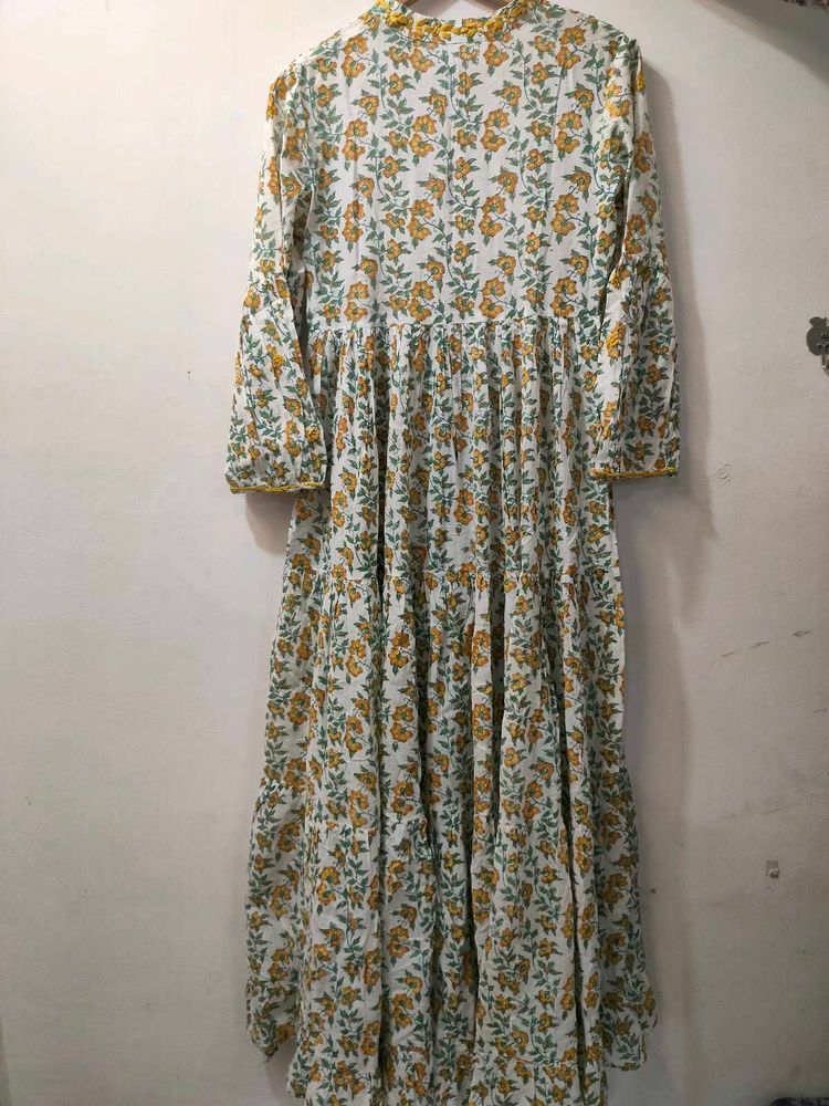 Floral Print Tiered Maxi Dress