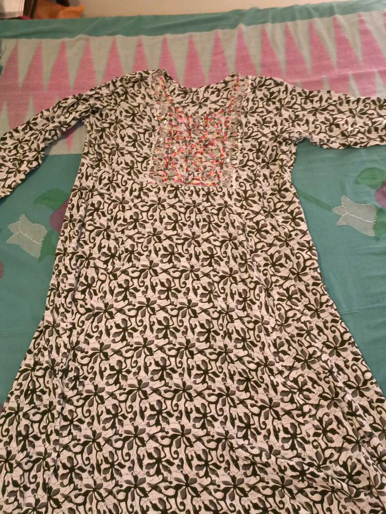Embroidered Cotton Kurta