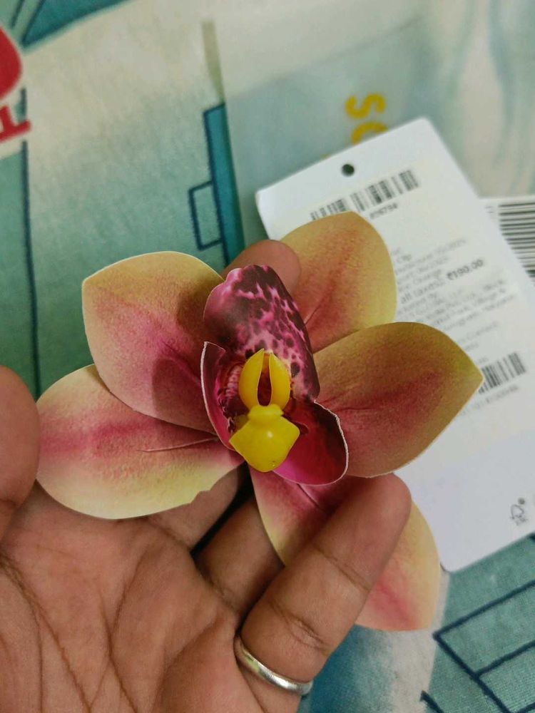 Savana Flower Hair Clip