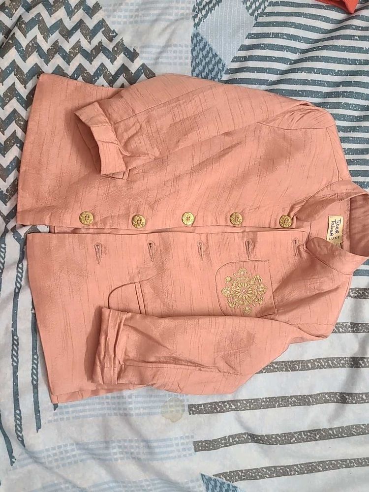 Very Elegant Ethnic Jacket &amp; Pant Set