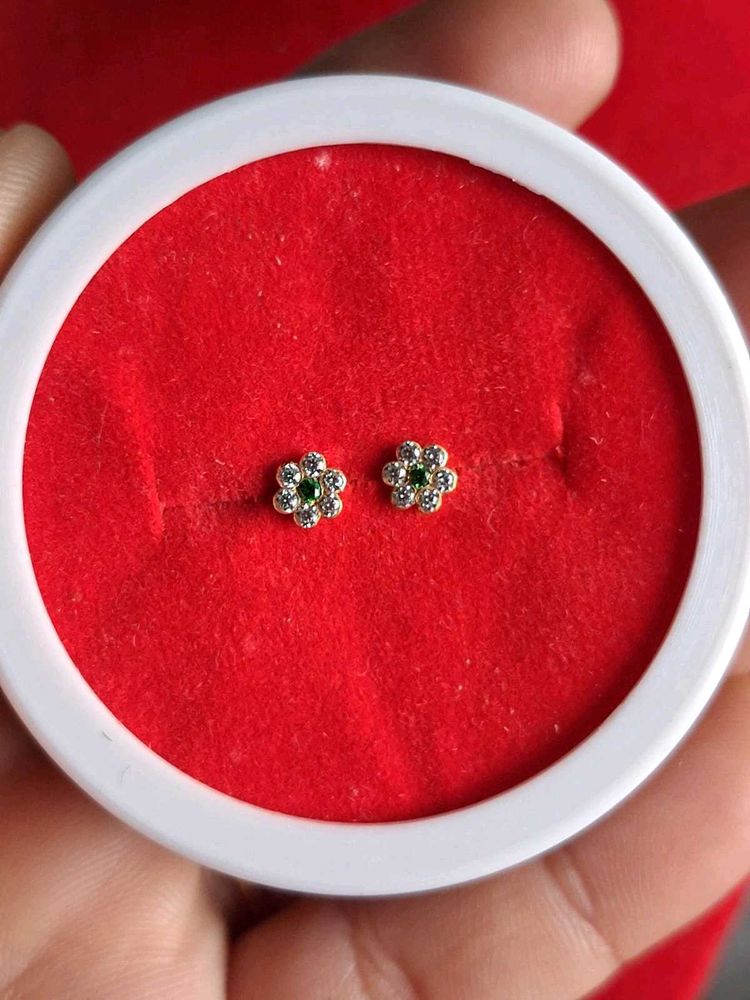 beautiful Flower desine Stud Earrings