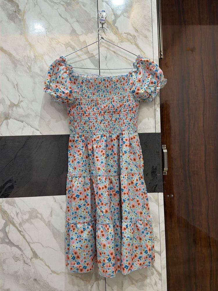 Cute Floral Print Smocked Dress